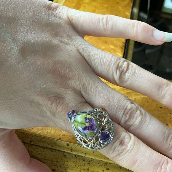 Tasmanian Stichtite Amethyst Sterling Silver Cocktail Ring - Picture 3 of 9